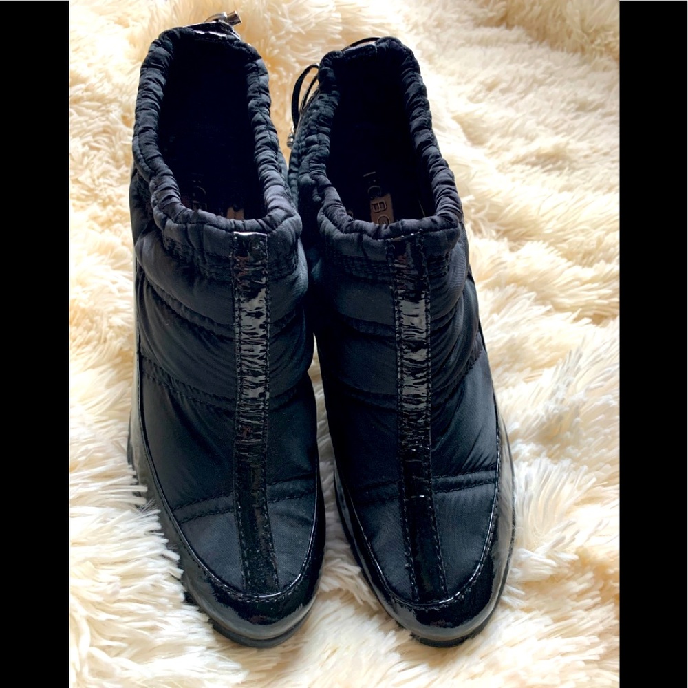 BCBGirls Wedge booties